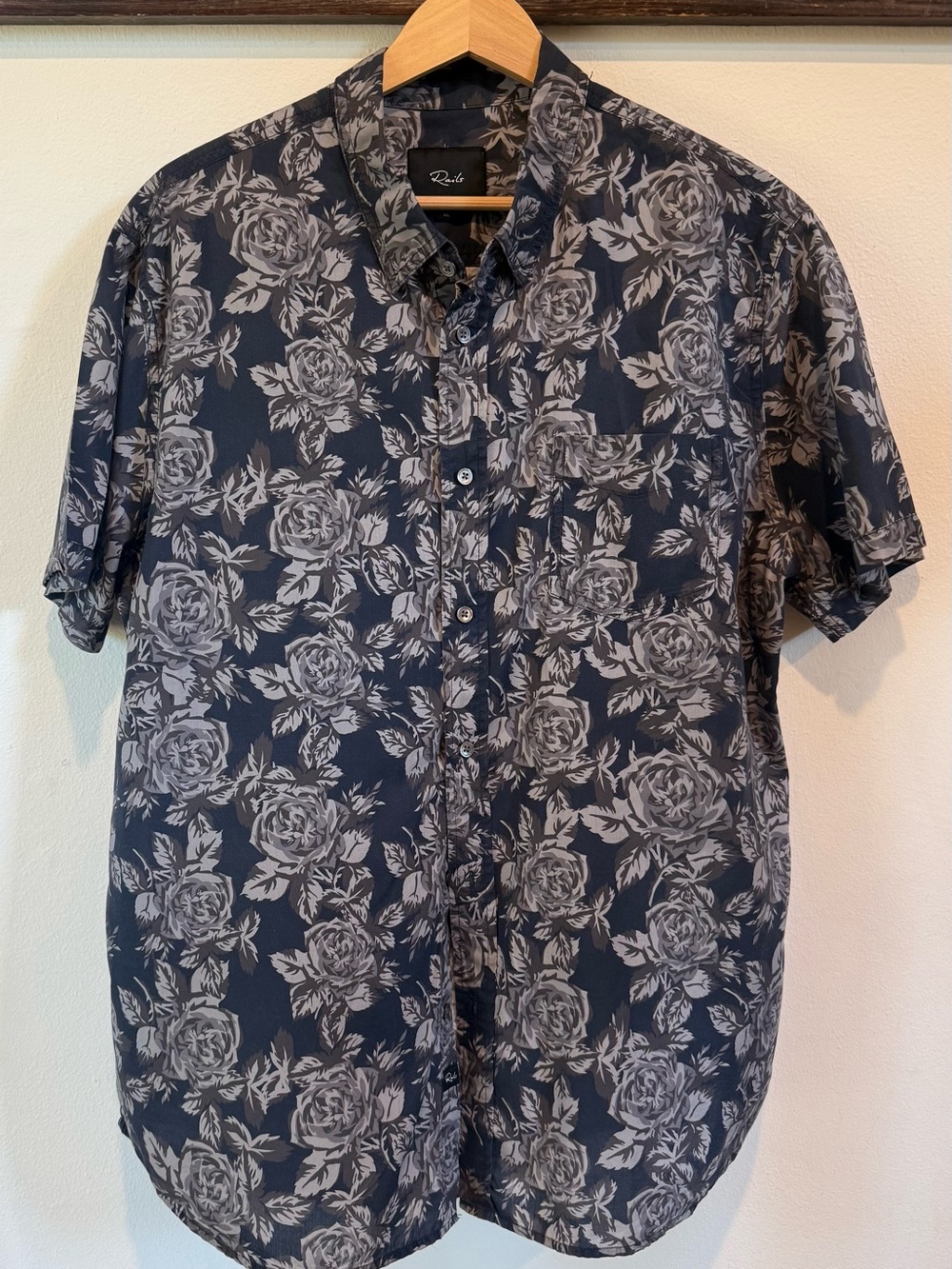Rails Navy Floral Short-Sleeve Button-Down Shirt